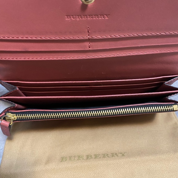 Authentic Burberry Pink Leather Wallet - Picture 7 of 10